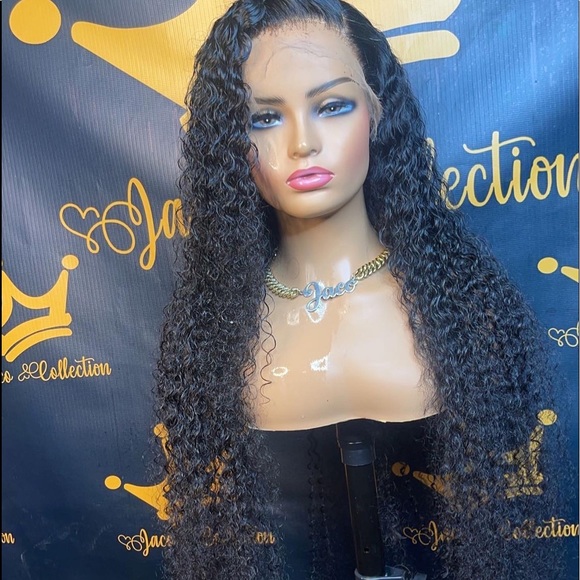 Custom made machine made wig - Picture 1 of 3